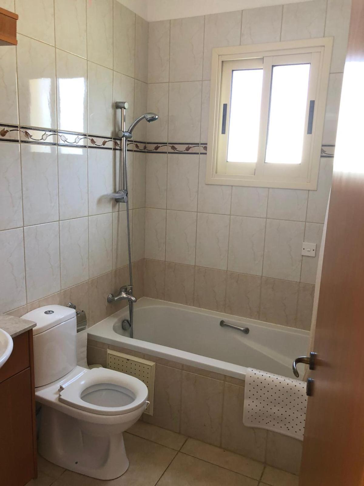 Budget Escape To The Seaside Larnaca Exterior photo