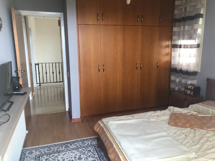 Budget Escape To The Seaside Larnaca Exterior photo
